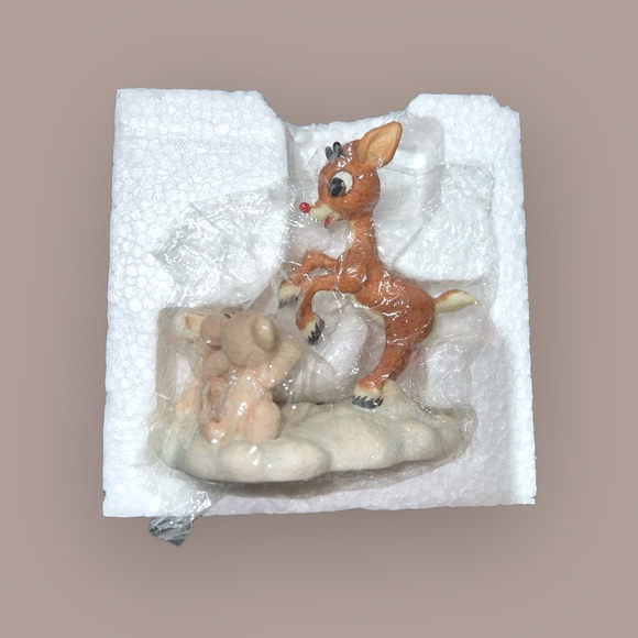 Enesco Rudolph & The Island of Misfit Toys - Figure #875244 - Picture 7 of 8